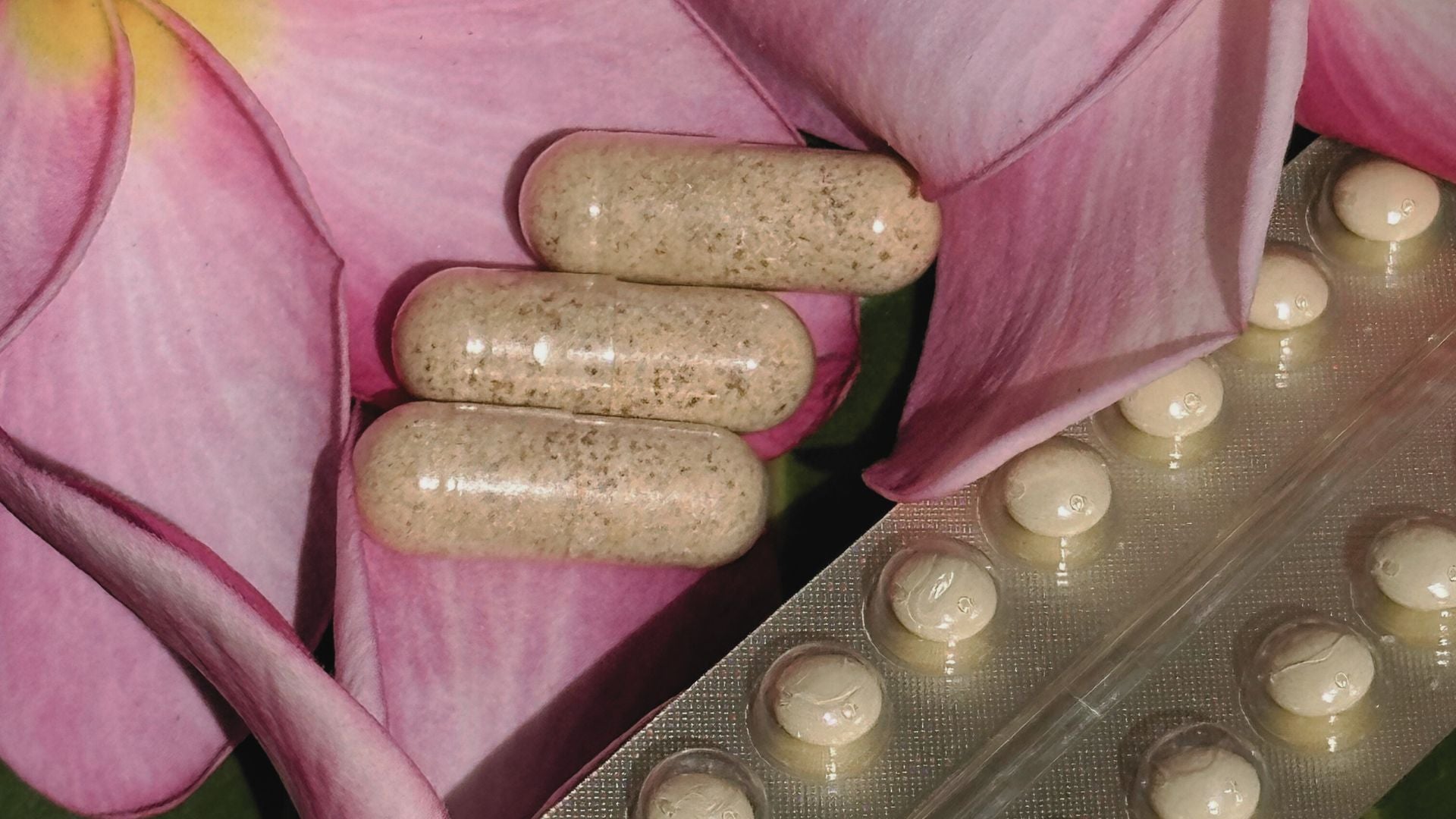 ✨MYTH-BUSTING MONDAY: Supplements interfere with the effectiveness of birth control.